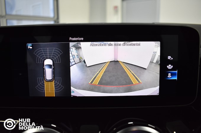 MERCEDES-BENZ B 180 d Automatic Premium